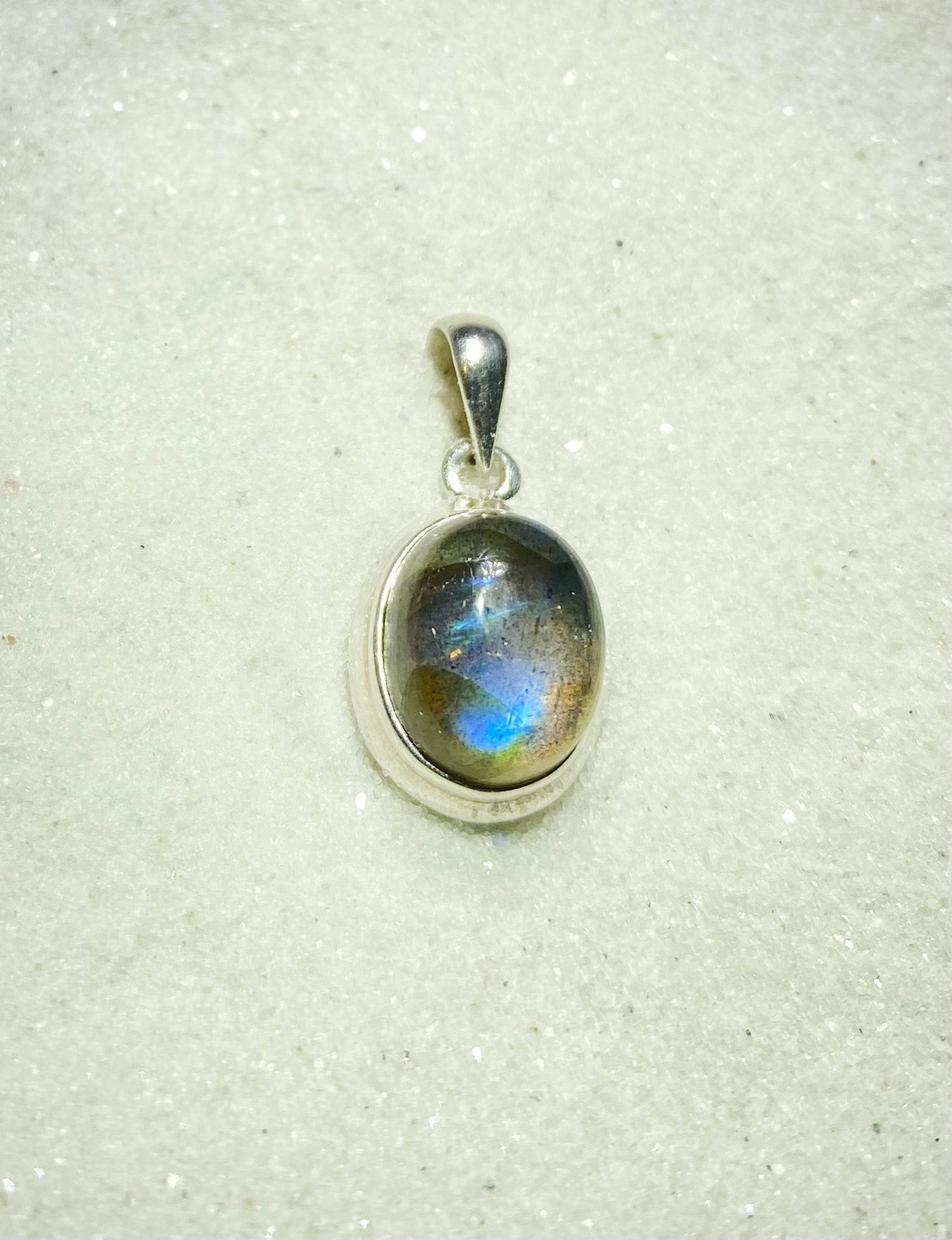 Mini Labradorite Pendant